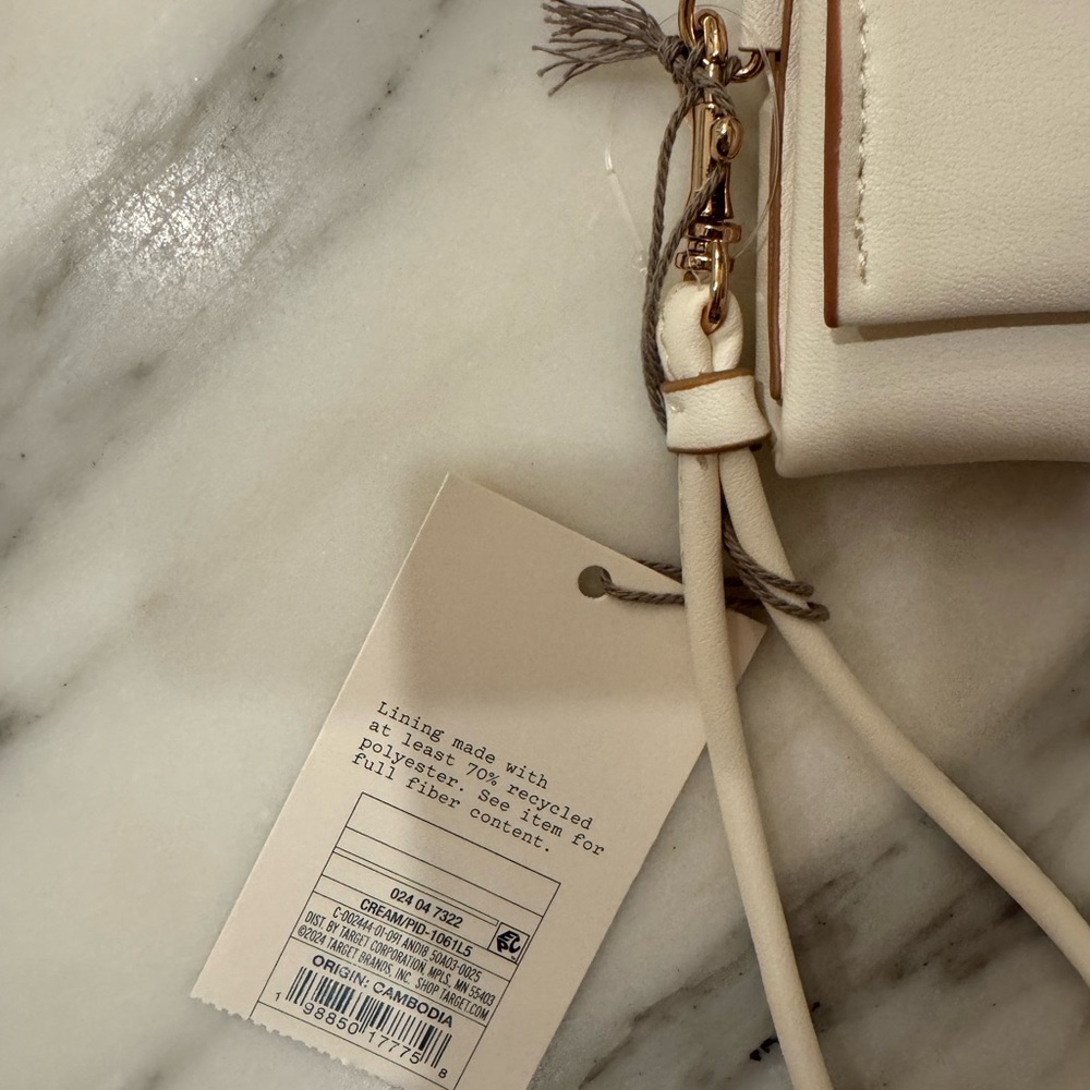 Target A New Day Wristlet nwt - Picture 2 of 7